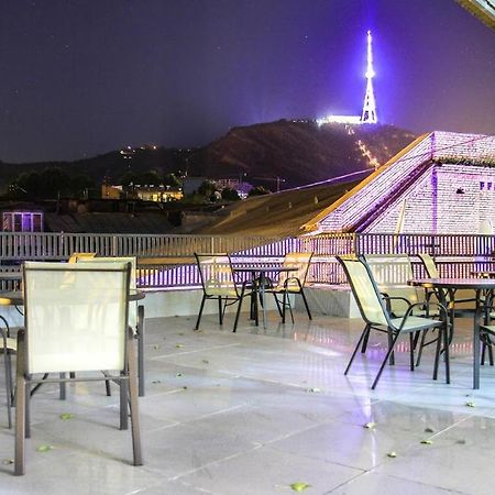 Royal Hotel Тбілісі Екстер'єр фото