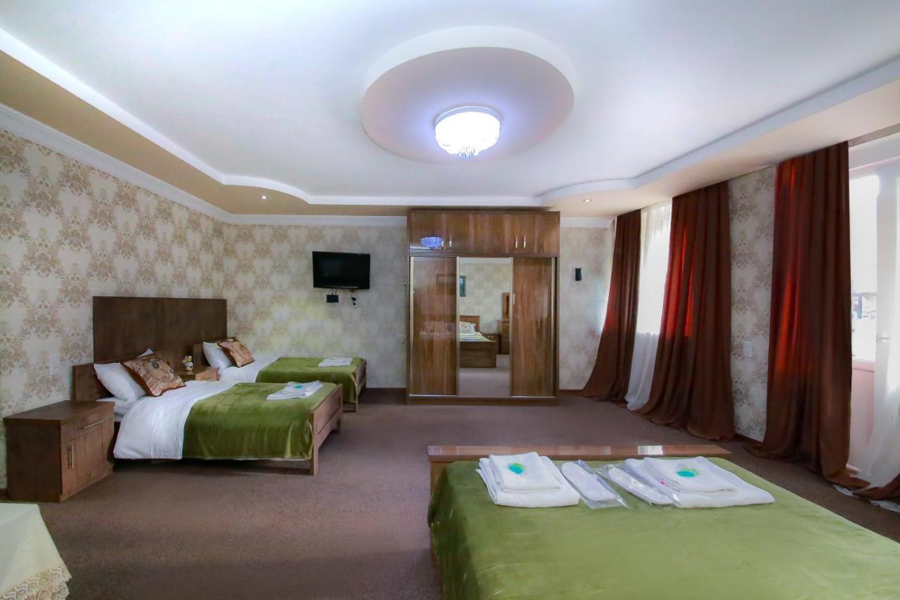 Royal Hotel Тбілісі Екстер'єр фото